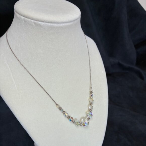 Necklace - faux crystal beads on silver tone chain. - Picture 1 of 4